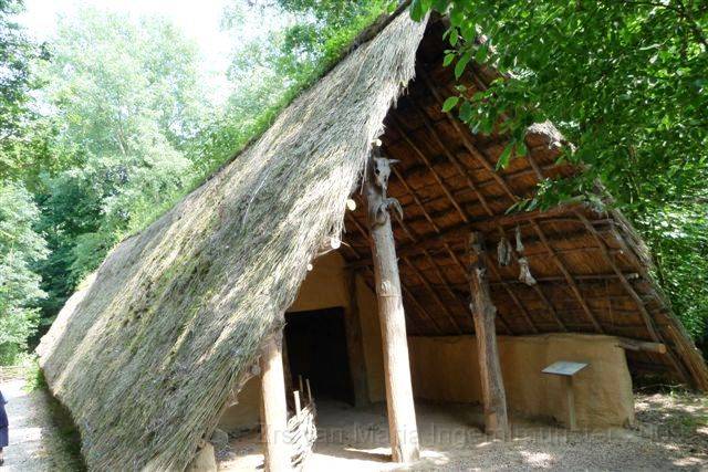 0036  museum Aubechies.jpg